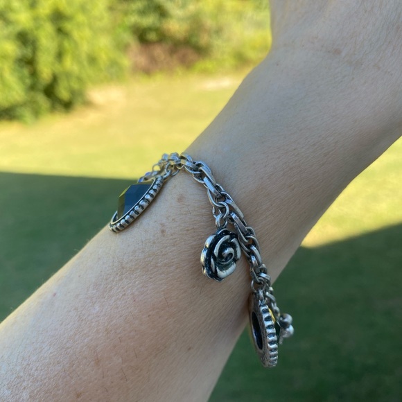 Floral Black Stone charm bracelet Apostrophe New in box - Picture 9 of 11